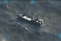 Mỹ bắn tàu nghi chở ma túy từ Venezuela theo lệnh của Tổng thống Trump