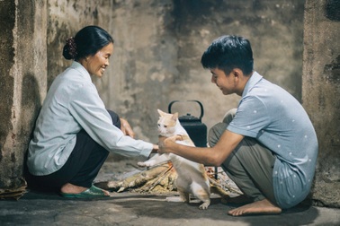 Không học đại học vì khó khăn, chàng trai kiếm tiền tỷ từ bữa cơm mẹ nấu