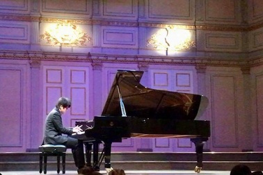 Lưu Đức Anh đoạt giải Nhất cuộc thi piano tại Thuỵ Điển