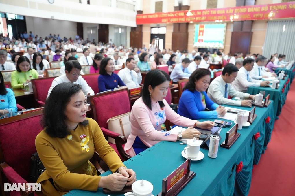 TPHCM nắm bắt tâm tư cán bộ gặp khó khăn, phải di chuyển xa sau sáp nhập - 2 TPHCM nắm bắt tâm tư cán bộ gặp khó khăn, phải di chuyển xa sau sáp nhập - 2