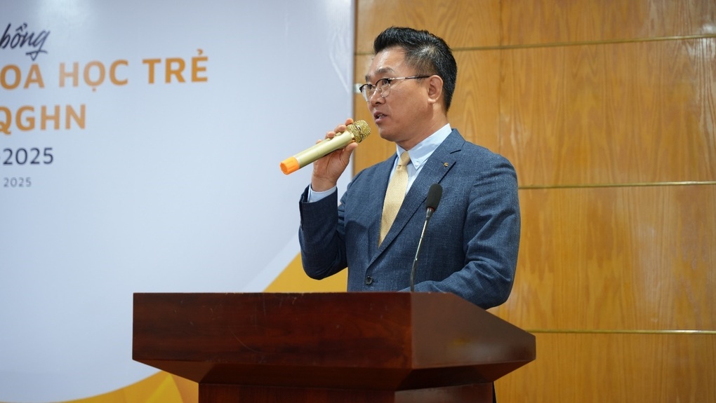 KBSV : Investir dans la jeune génération, nourrir les talents et libérer la pensée financière - 2 KBSV: Đầu tư vào thế hệ trẻ, ươm mầm tài năng, khai phóng tư duy tài chính - 2