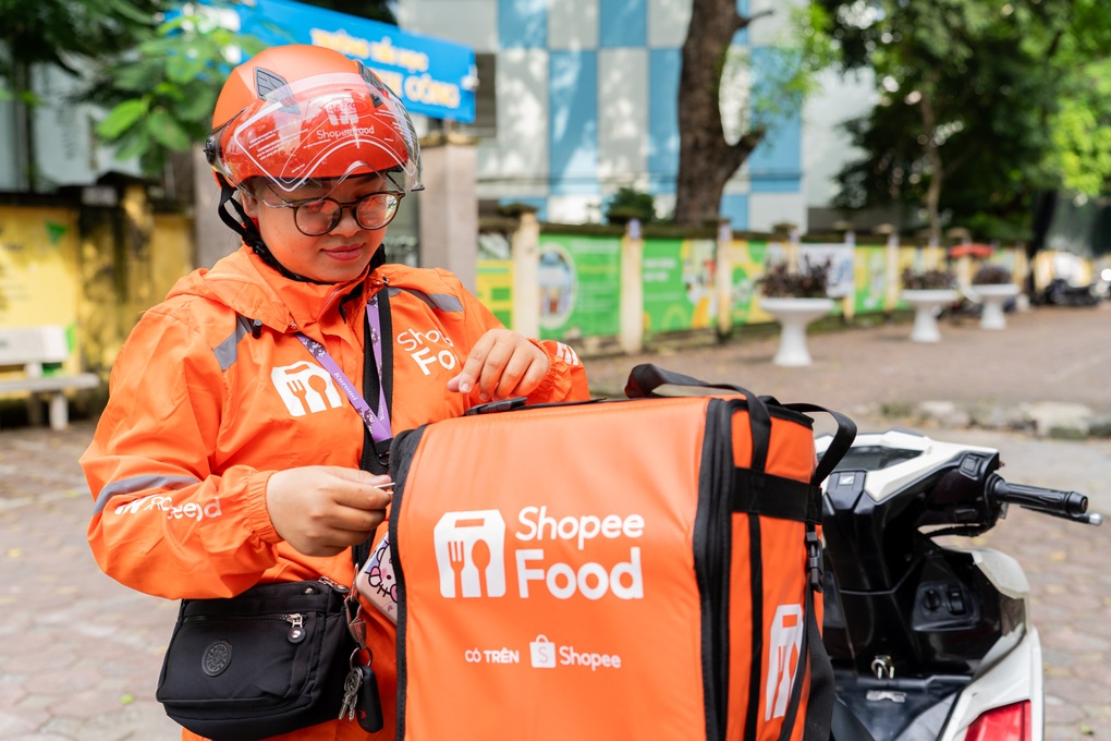 Hành trình cảm hứng sau tay lái của những nữ tài xế ShopeeFood - 3 Hành trình cảm hứng sau tay lái của những nữ tài xế ShopeeFood - 3