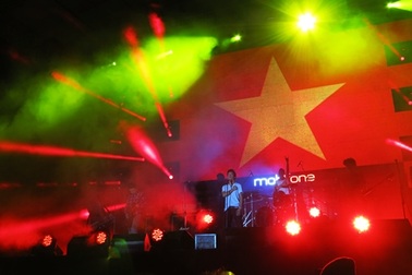 RockStorm “hâm nóng” Đà Nẵng