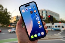 Cập nhật iOS 18.6, người dùng iPhone than phiền nóng máy, hao pin