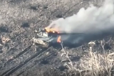 Thủy quân lục chiến Ukraine phá hủy "sát thủ thầm lặng" T-80 của Nga