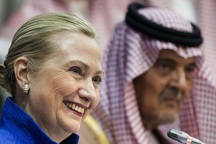 Ả rập Xê út đổ tiền cho bà Clinton tranh cử