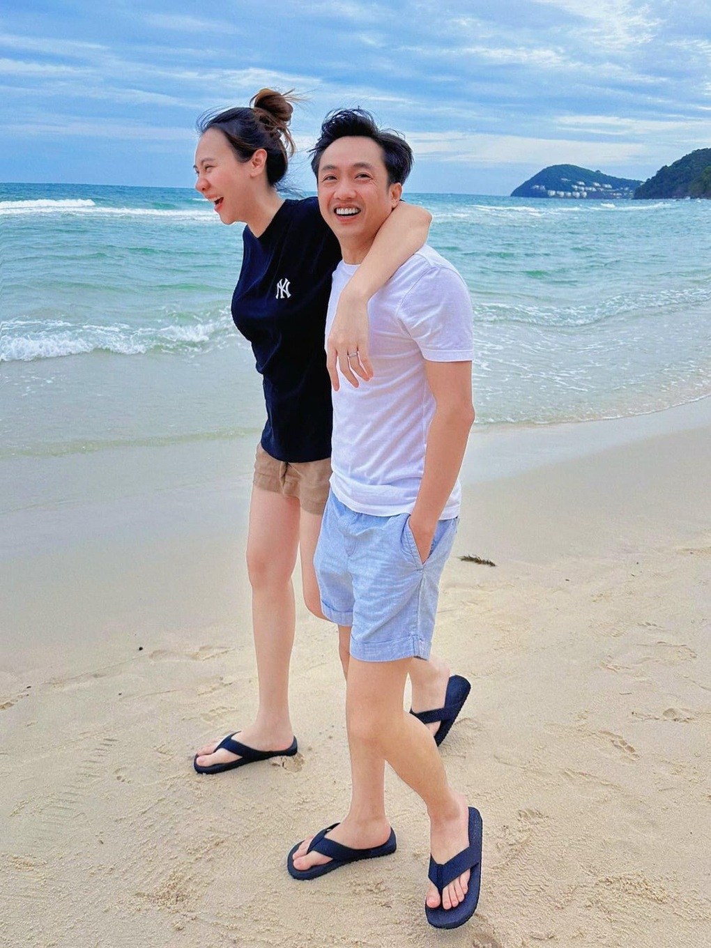 Đàm Thu Trang mang bầu lần 2, cuộc sống viên mãn sau 4 năm lấy Cường Đô La - 10 Đàm Thu Trang mang bầu lần 2, cuộc sống viên mãn sau 4 năm lấy Cường Đô La - 10