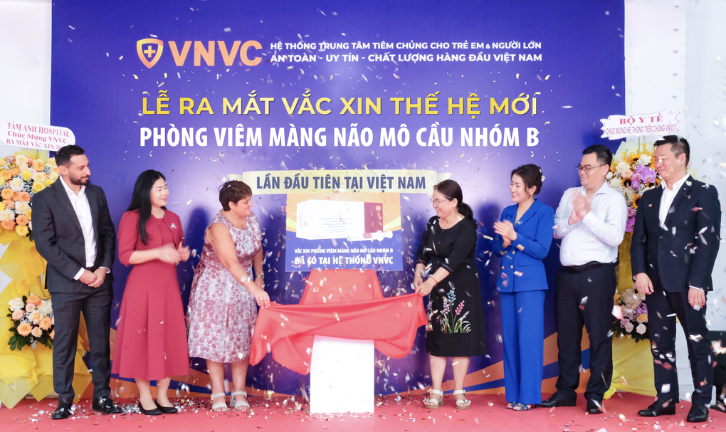 Vaccine não mô cầu nhóm B thế hệ mới lần đầu tiên có mặt tại Việt Nam - 1 Vaccine não mô cầu nhóm B thế hệ mới lần đầu tiên có mặt tại Việt Nam - 1