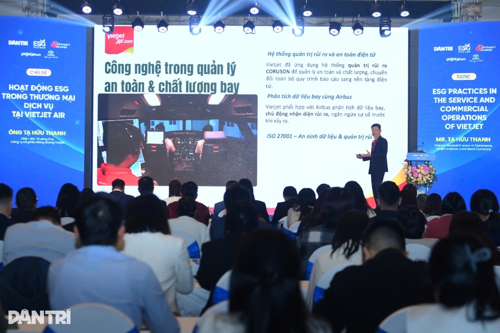Lãnh đạo Vietjet chia sẻ cách hãng bay xanh hóa bầu trời - 2 Lãnh đạo Vietjet chia sẻ cách hãng bay xanh hóa bầu trời - 2