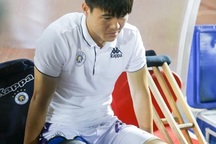 Duy Mạnh đứt dây chằng, phải nghỉ ít nhất nửa năm