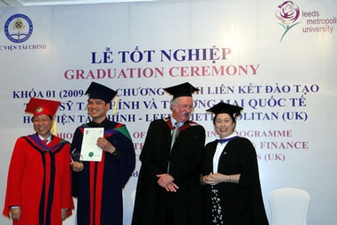 Chương trình thạc sỹ quốc tế của Học viện Tài chính thay thế du học