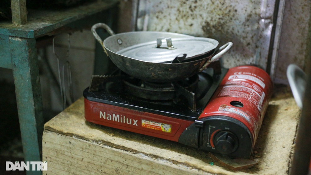 Covid-19 diễn ra trong 2 năm, cuộc sống của ông già lái xe ôm bị đảo lộn - 3