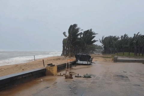 Bão số 6 đã ảnh hưởng đến đất liền các tỉnh Nam Trung Bộ