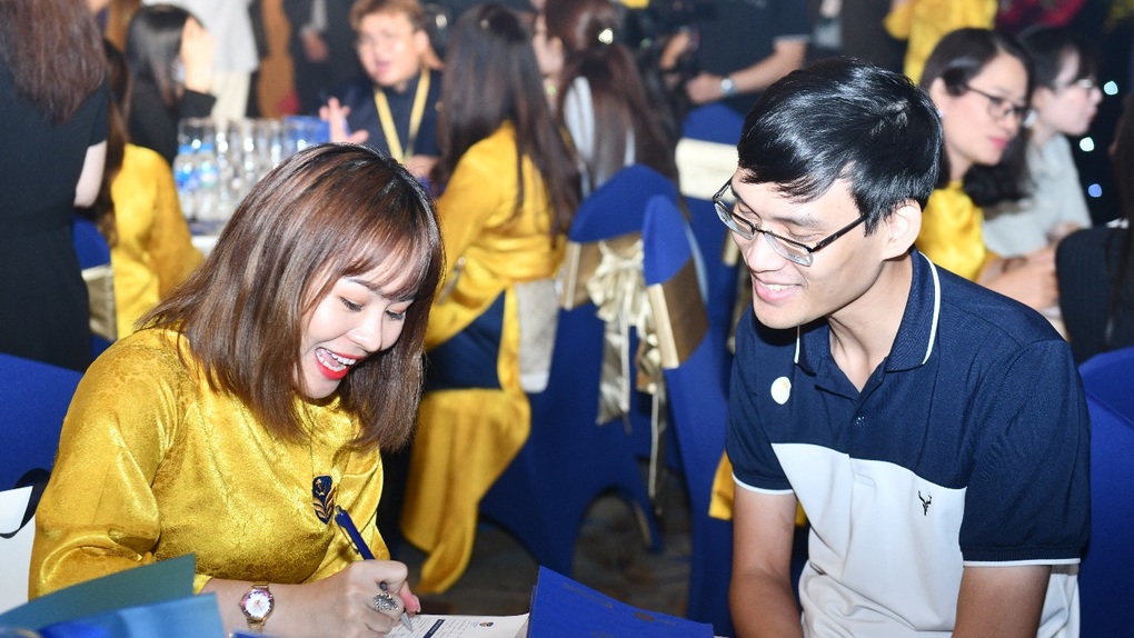 Ra mắt Trường Quốc tế Song ngữ Victoria Riverside - 3 Ra mắt Trường Quốc tế Song ngữ Victoria Riverside - 3