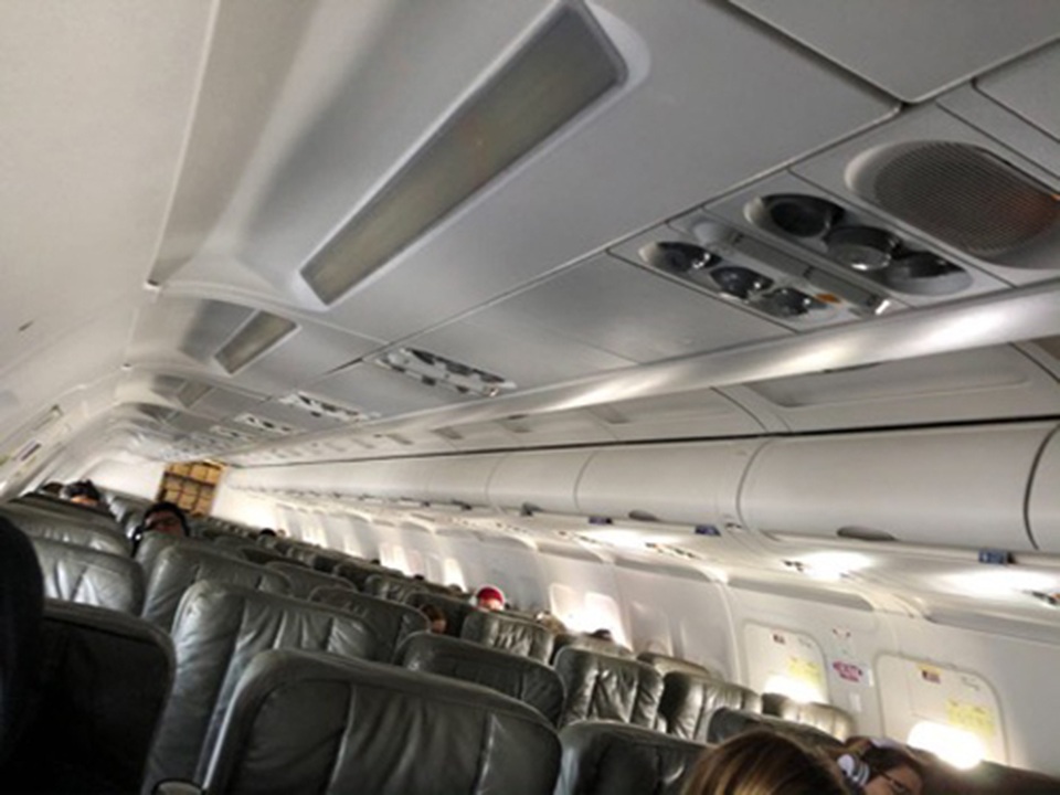 Tìm lại cảm giác bình yên trên “chuyến bay ma” - 1