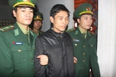 Khởi tố vụ án đưa người vượt biên trái phép