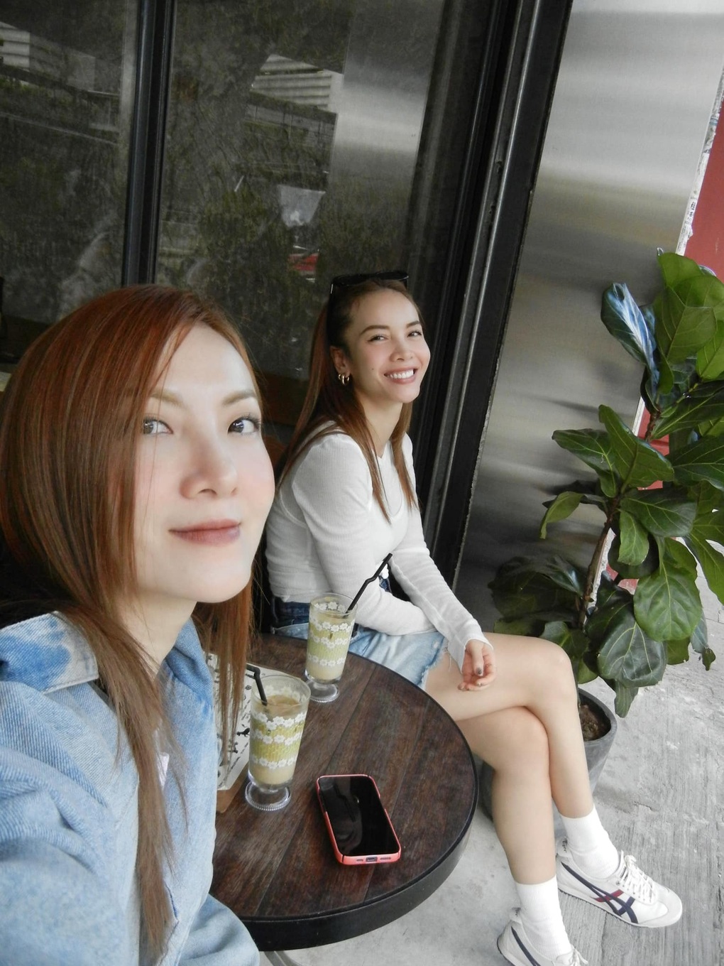 Chị em Yến Trang - Yến Nhi: Sắc vóc quyến rũ, độc thân tuổi U40 - 2 Chị em Yến Trang - Yến Nhi: Sắc vóc quyến rũ, độc thân tuổi U40 - 2