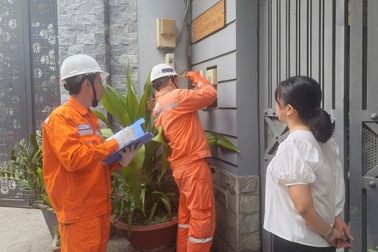 Lãnh đạo Điện lực TPHCM lý giải nguyên nhân tiền điện tăng mùa nắng nóng