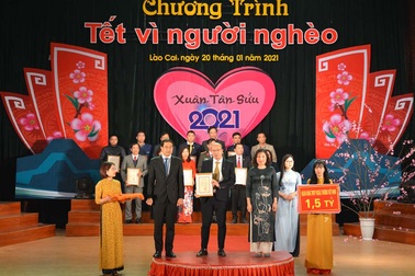 Lào Cai: Ủng hộ 35,5 tỷ đồng giúp đỡ người nghèo vui Xuân, đón Tết