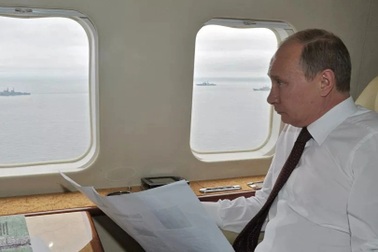 Hình ảnh hiếm hoi bên trong trực thăng của Tổng thống Putin