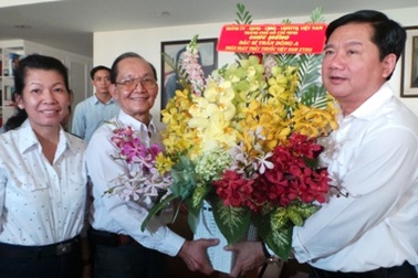 Ông Đinh La Thăng “đi xin” kế sách tạo bước ngoặt cho y tế