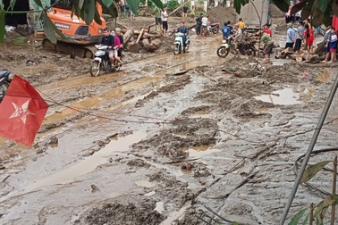 Trận lũ ống ở Lào Cai: Tìm kiếm phần thi thể còn lại của nạn nhân thứ 3