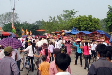 Nườm nượp trảy hội mùa thu Côn Sơn - Kiếp Bạc