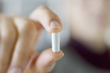 Có thể điều trị HIV bằng thuốc uống tuần một lần