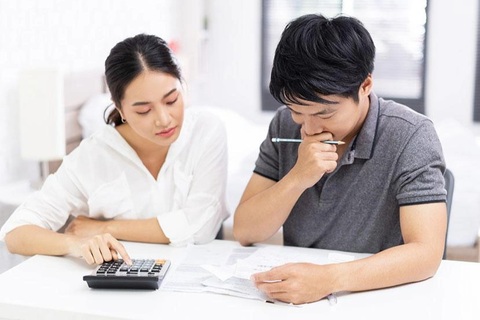 Chồng tự giữ tiền, hôn nhân như thế mới công bằng