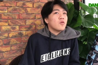 Em Trần Đức Nhân, 16 tuổi, học tại Trường Cao đẳng nghề số 4Em