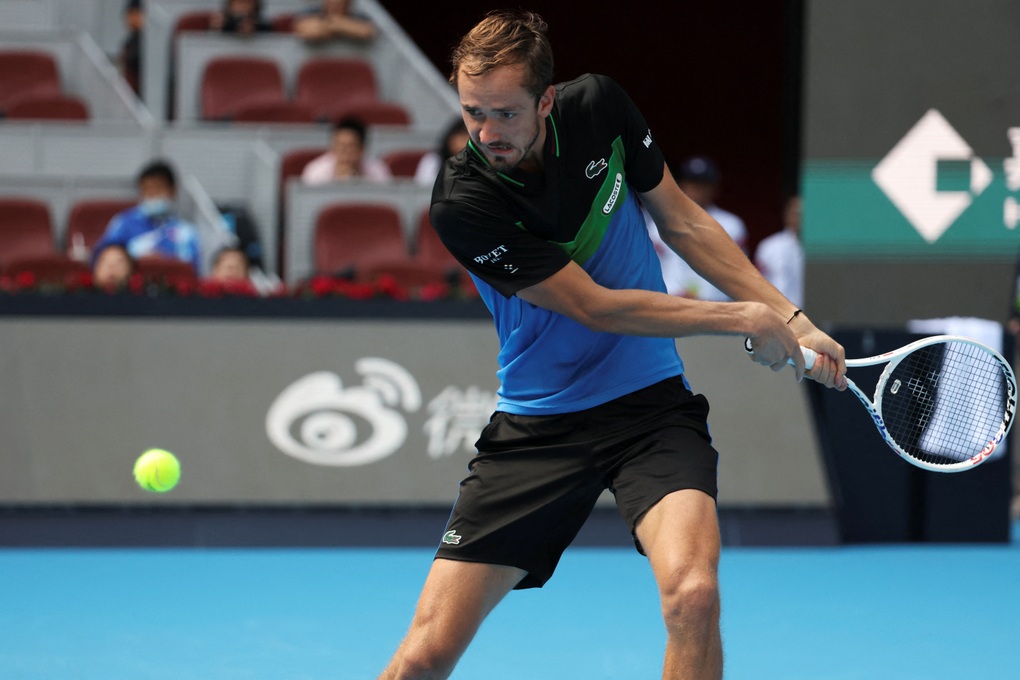 Medvedev và Zverev tiến vào tứ kết, Rublev bị loại ở China Open - 1 Medvedev và Zverev tiến vào tứ kết, Rublev bị loại ở China Open - 1