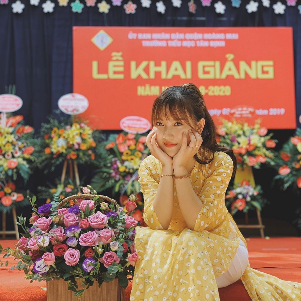 4 cô giáo xinh đẹp sở hữu gương mặt trẻ thơ “hút hồn” dân mạng - 7 4 cô giáo xinh đẹp sở hữu gương mặt trẻ thơ “hút hồn” dân mạng - 7