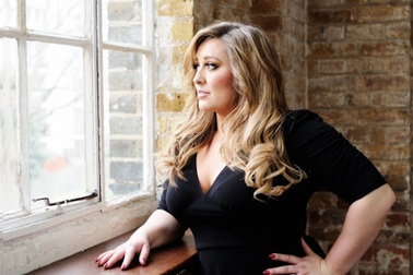 Quán quân The voice Anh đến Việt Nam