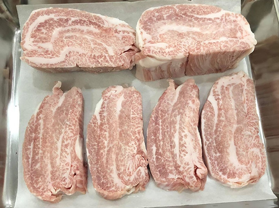 Loại thịt lợn hiếm, 650 nghìn đồng/kg vẫn cháy hàng - 1 Loại thịt lợn hiếm, 650 nghìn đồng/kg vẫn cháy hàng - 1