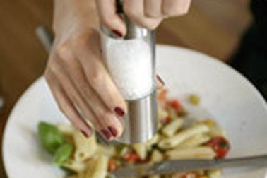 Ăn mặn dễ loét dạ dày