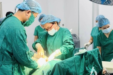 Kích hoạt báo động đỏ, cứu sống mẹ con sản phụ