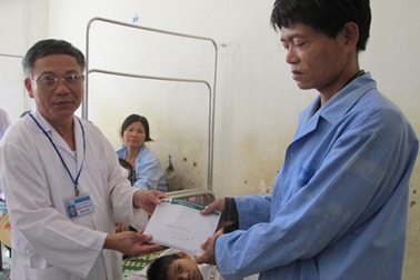 Hơn 50 triệu đồng đến với cháu Lữ Phò Chư