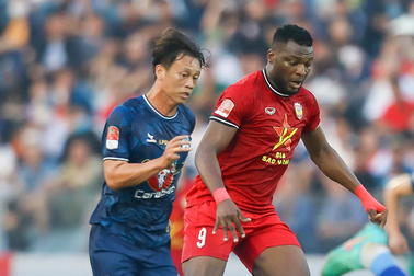 Hoàng Anh Gia Lai thua trong ngày ra mắt của HLV Vũ Tiến Thành