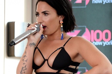 Demi Lovato đã chiến thắng được "con quỷ" nghiện ngập