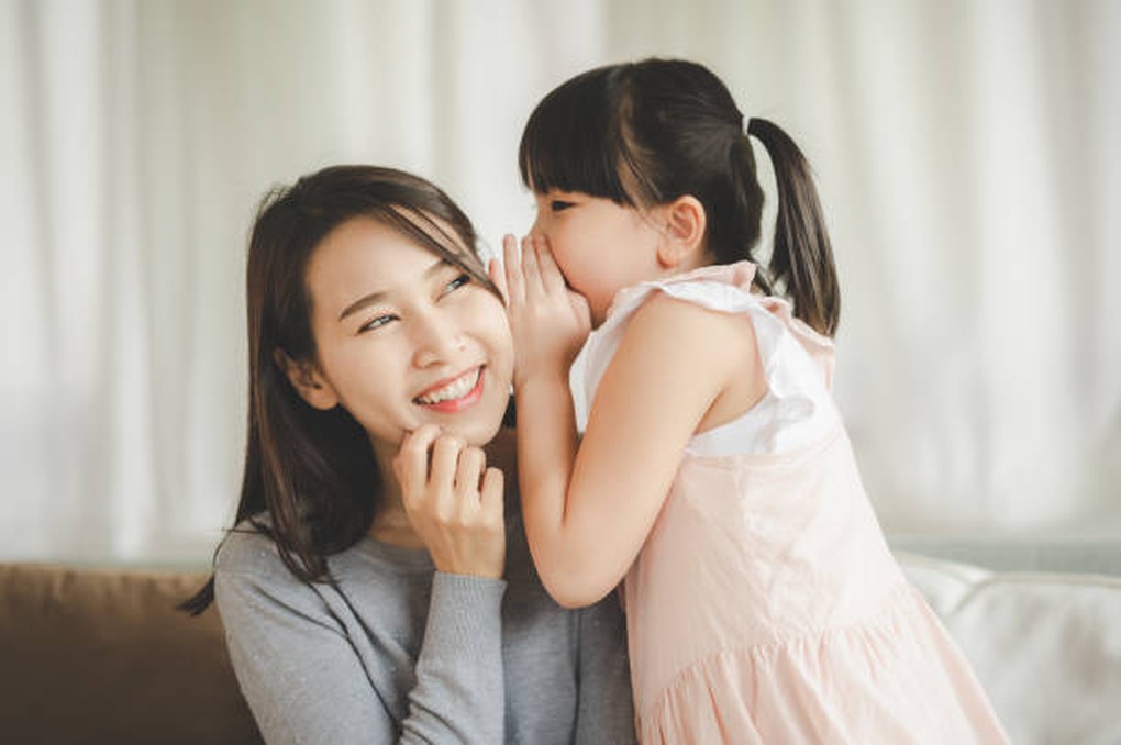 Con gái vô tư kể chuyện ở trường nhưng lại khiến tôi dứt khoát ly hôn - 1 Con gái vô tư kể chuyện ở trường nhưng lại khiến tôi dứt khoát ly hôn - 1