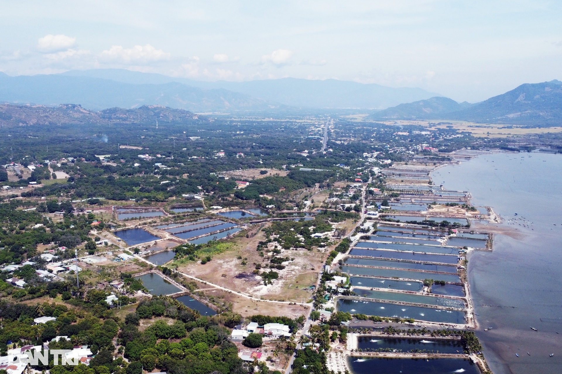 Nơi quy hoạch thành phố của du thuyền nhìn từ trên cao - 2 Nơi quy hoạch thành phố của du thuyền nhìn từ trên cao - 2
