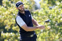 Dustin Johnson trở lại vị trí số một làng golf thế giới