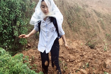 Hoa hậu Đỗ Mỹ Linh bị cô lập, mất liên lạc ở Yên Bái