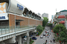 Đường Láng ở Hà Nội có cần mở rộng gấp đôi?