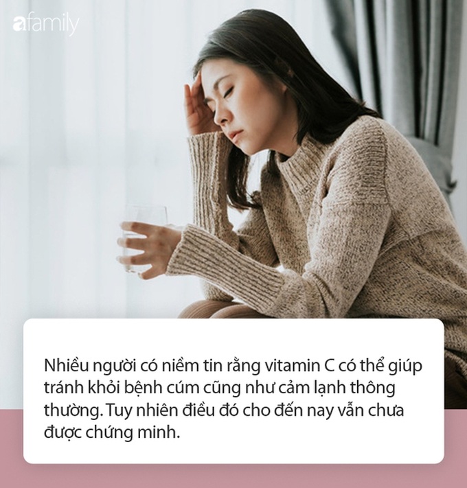 Uống viên bổ sung vitamin C không ngăn chặn được nguy cơ nhiễm Covid-19, vậy với bệnh cảm lạnh thì sao? - Ảnh 1.