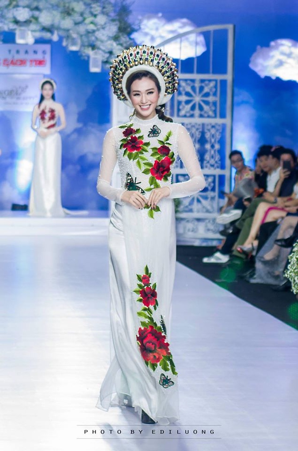 “Phải đồng lòng bảo hộ áo dài Việt”! - 15