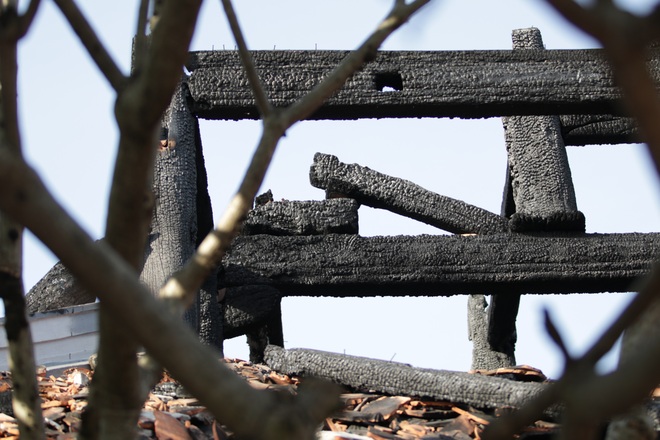 Hà Nội: Ngôi Tam bảo bằng gỗ lim hàng chục tỷ hóa than sau đêm hỏa hoạn - 18