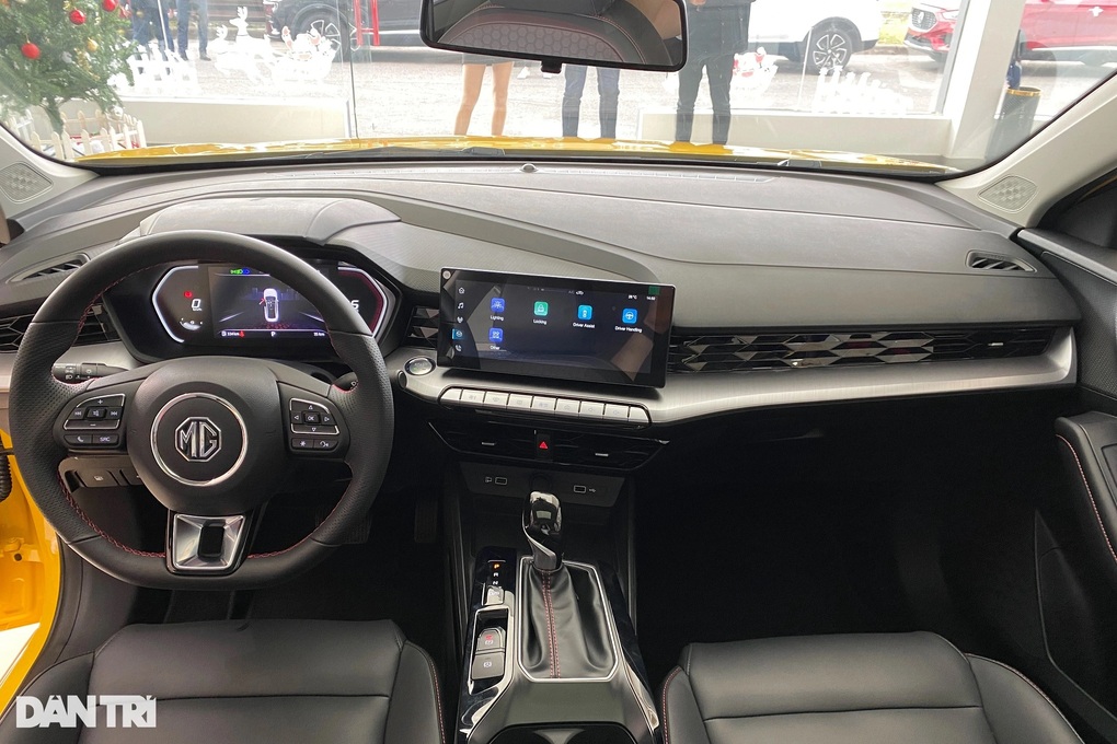 MG5 tiếp tục MG5 tiếp tục