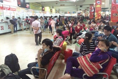 "Sốt xình xịch" vé tàu xe, máy bay dịp Tết Đinh Dậu 2017