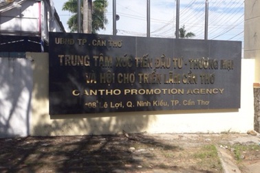 Xem xét hủy bỏ quyết định bổ nhiệm cán bộ 9X "thăng tiến thần tốc"